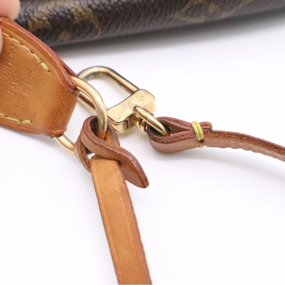 Louis Vuitton Pochette Accessoire Monogram Canvas - Picture 8 of 14